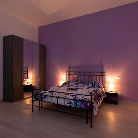 My Brilliant Home With Jacuzzi 2 Steps From St Toledo Nápoles Exterior foto