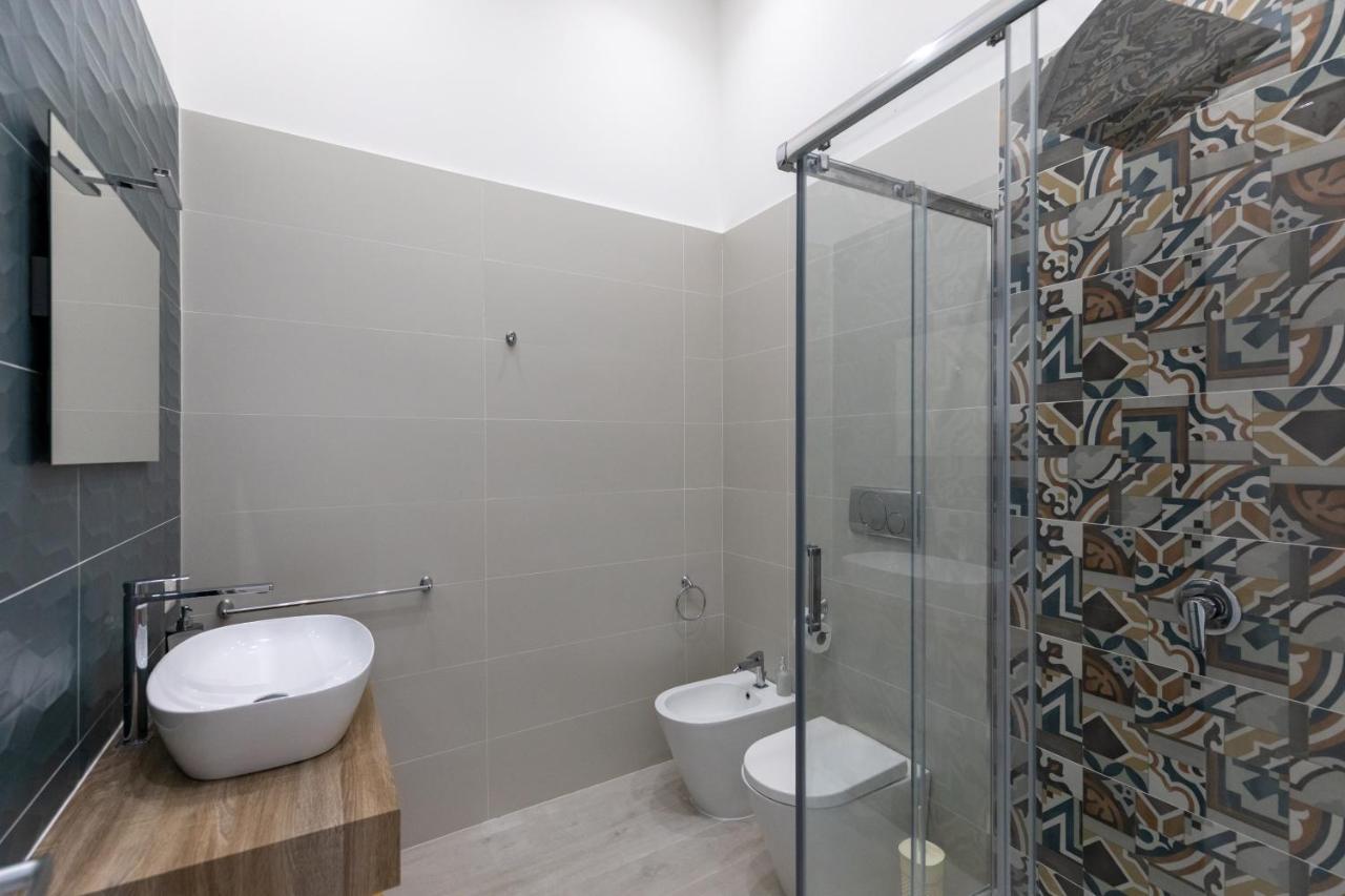 My Brilliant Home With Jacuzzi 2 Steps From St Toledo Nápoles Exterior foto