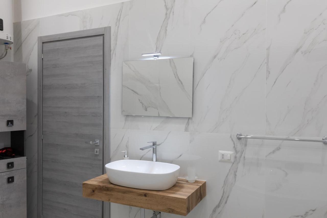 My Brilliant Home With Jacuzzi 2 Steps From St Toledo Nápoles Exterior foto
